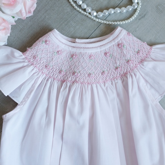 Smocked Pink Pearl Flower Fly Sleeve Bubble Feltman Brothers Embroidery NWT - Picture 2 of 4